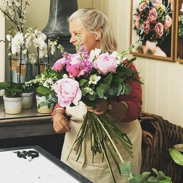 Signature Hand Tied Bouquet Workshop Cotswolds 21st October 2023 - FULL