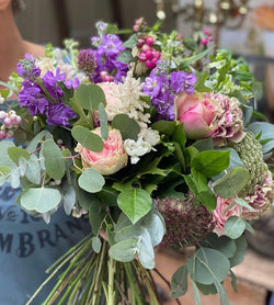 Signature Hand Tied Bouquet Workshop Cotswolds 19th October 2024